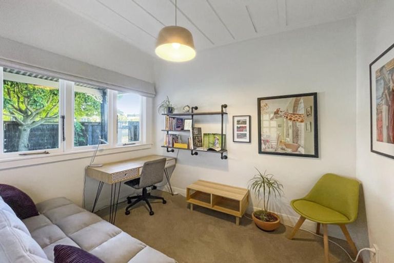 Photo of property in 109 Shakespeare Street, Leamington, Cambridge, 3432