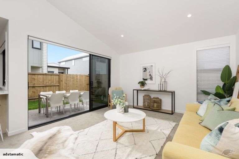 Photo of property in 92 Franks Way, Papamoa Beach, Papamoa, 3118