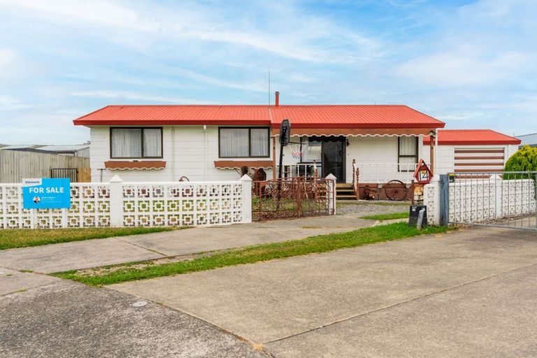 Photo of property in 14 Brightwell Place, Nawton, Hamilton, 3200