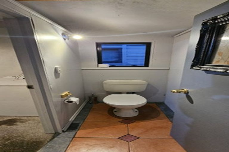 Photo of property in 31 Ruapehu Street, Castlecliff, Whanganui, 4501