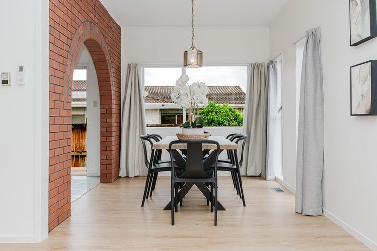 Photo of property in 2 Dorothy Place, Hillcrest, Hamilton, 3216