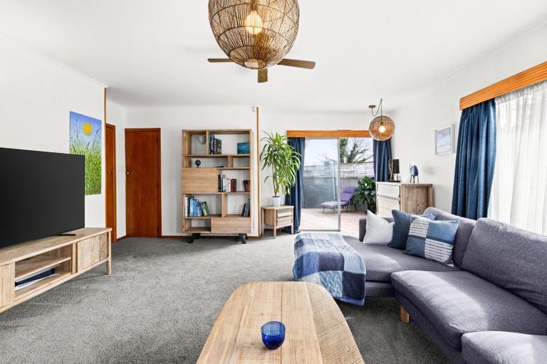 Photo of property in 32 Hyla Road, Haumoana, 4102