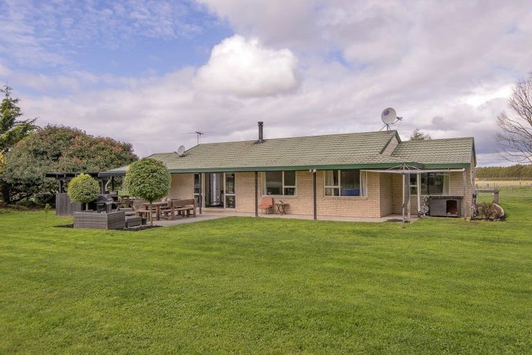 Photo of property in 2321 South Eyre Road, Eyrewell, Rangiora, 7476