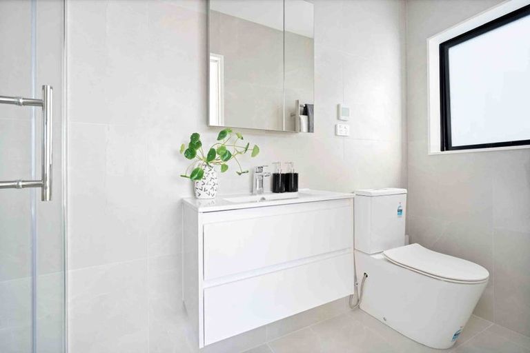 Photo of property in 35 Turret Lane, Hobsonville, Auckland, 0616