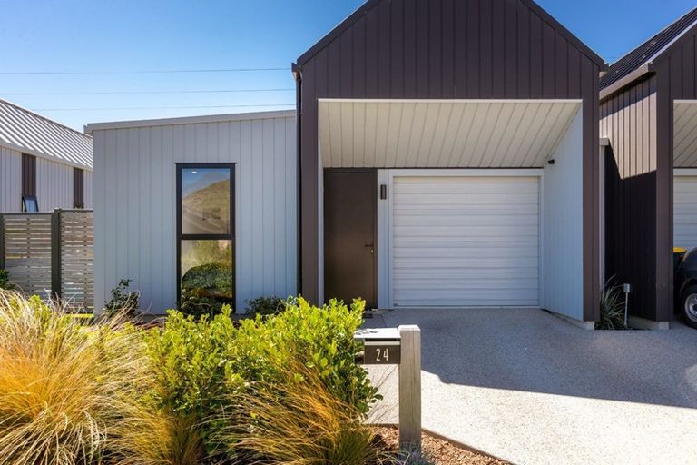 Photo of property in 24 Stone Walls Terrace, Lower Shotover, Queenstown, 9304