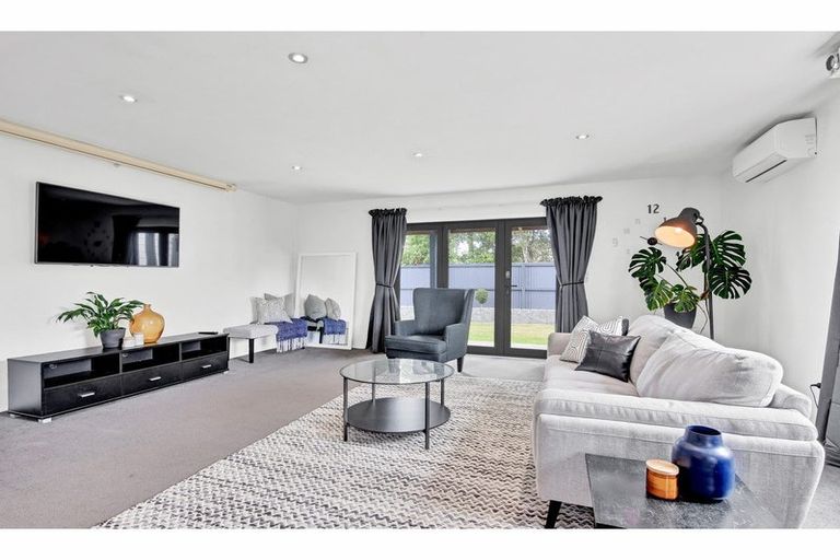 Photo of property in 5 Hegan Place, Rangiora, 7400