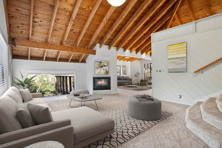 Photo of property in 32 Moorgreen Heights, Torbay, Auckland, 0630