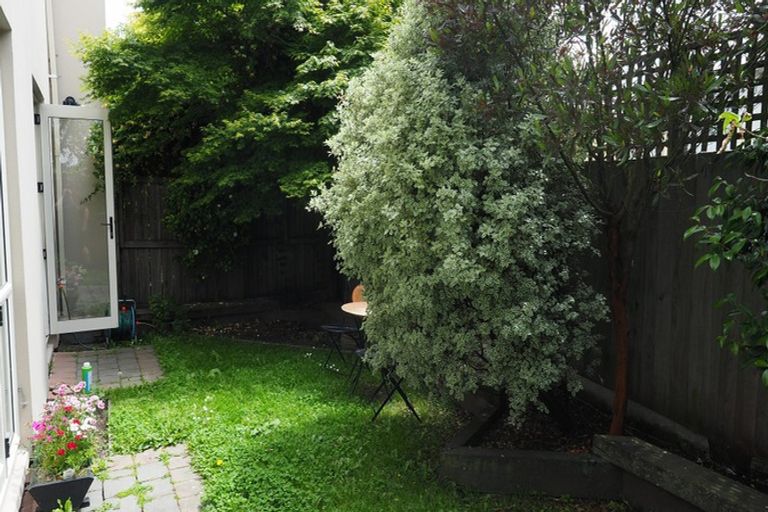 Photo of property in 3/44 Springfield Road, St Albans, Christchurch, 8014