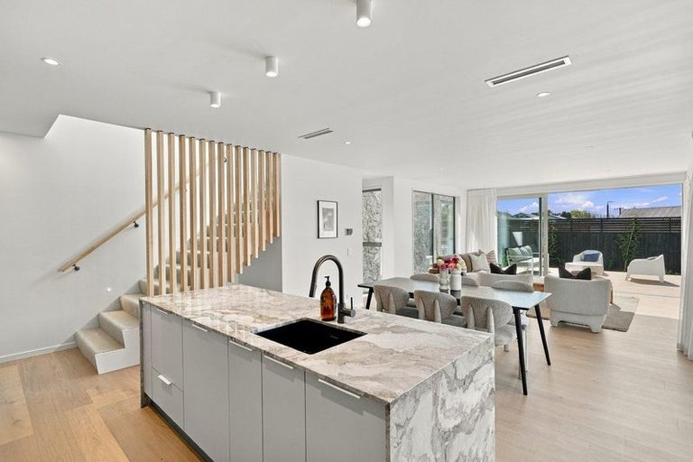 Photo of property in 183a Weston Road, St Albans, Christchurch, 8052