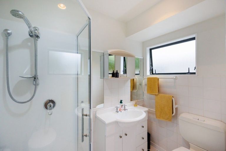 Photo of property in 127 Summerhill Drive, Fitzherbert, Palmerston North, 4410