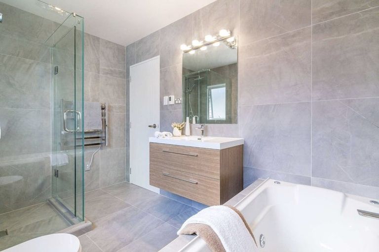 Photo of property in 34 Pikao Place, East Tamaki, Auckland, 2016