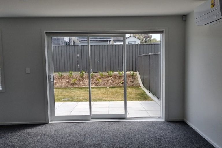 Photo of property in 40 Pateke Drive, Kenepuru, Porirua, 5022