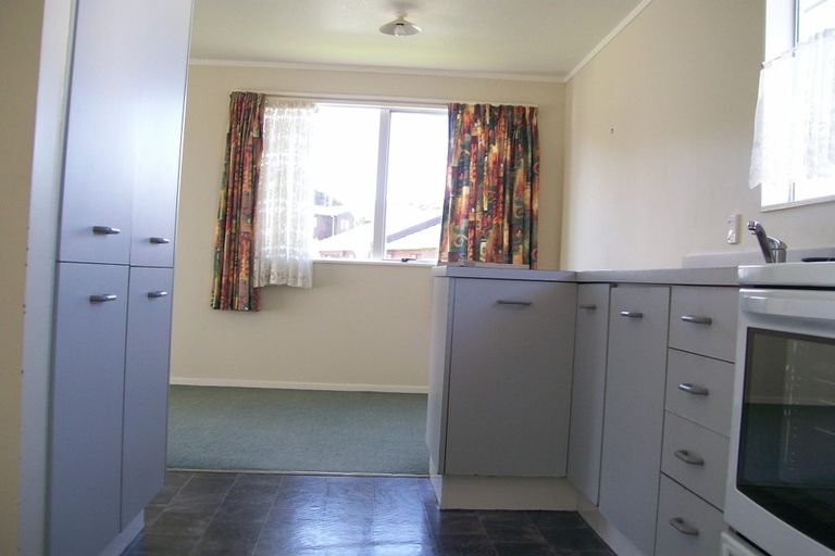 Photo of property in 1/2 Cathie Place, Karori, Wellington, 6012