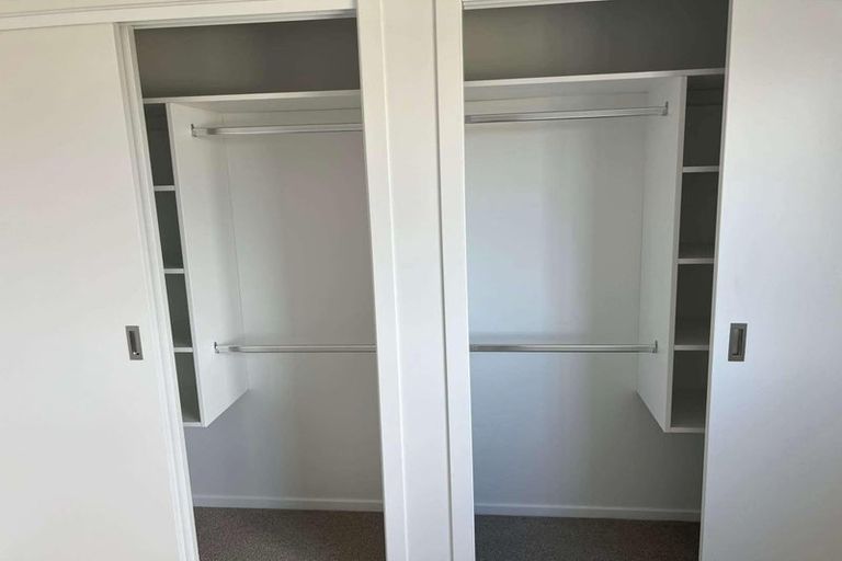 Photo of property in 4/28 Westgate Drive, Westgate, Auckland, 0614