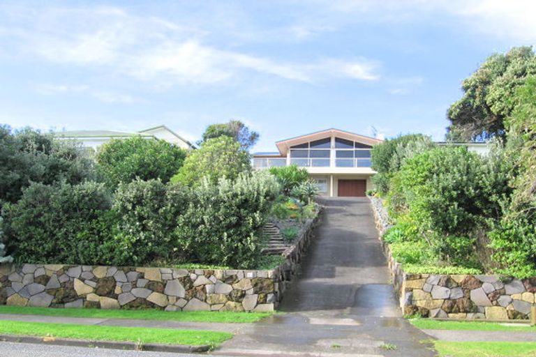 Photo of property in 64 The Parade, Bucklands Beach, Auckland, 2012