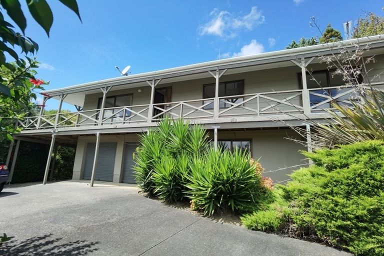 Photo of property in 21 Squirrel Lane, Browns Bay, Auckland, 0630
