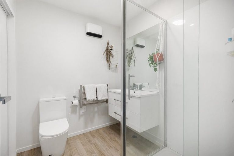 Photo of property in 32 Maramara Road, Whenuapai, Auckland, 0618