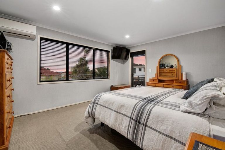 Photo of property in 15 The Rise, Gulf Harbour, Whangaparaoa, 0930