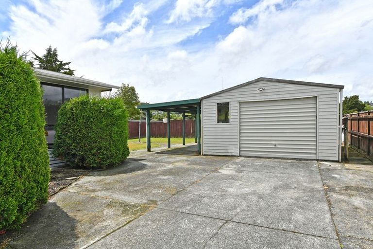 Photo of property in 10 Memphis Grove, Totara Park, Upper Hutt, 5018