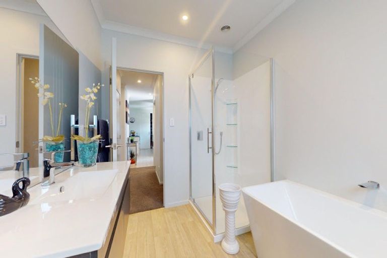 Photo of property in 6 Fuller Close, Levin, 5510