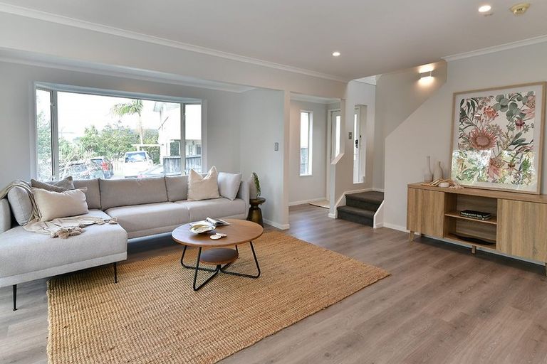 Photo of property in 7 Amberly Rise, Helensville, 0800