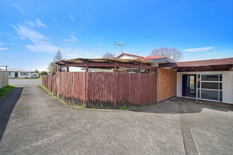 Photo of property in 1/37 Great South Road, Papakura, Takanini, 2110