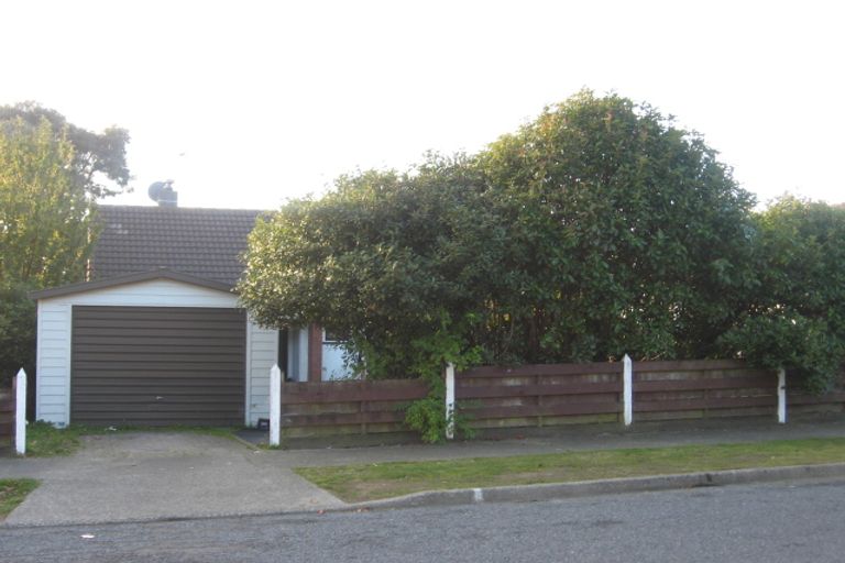 Photo of property in 26 Wilkie Crescent, Naenae, Lower Hutt, 5011