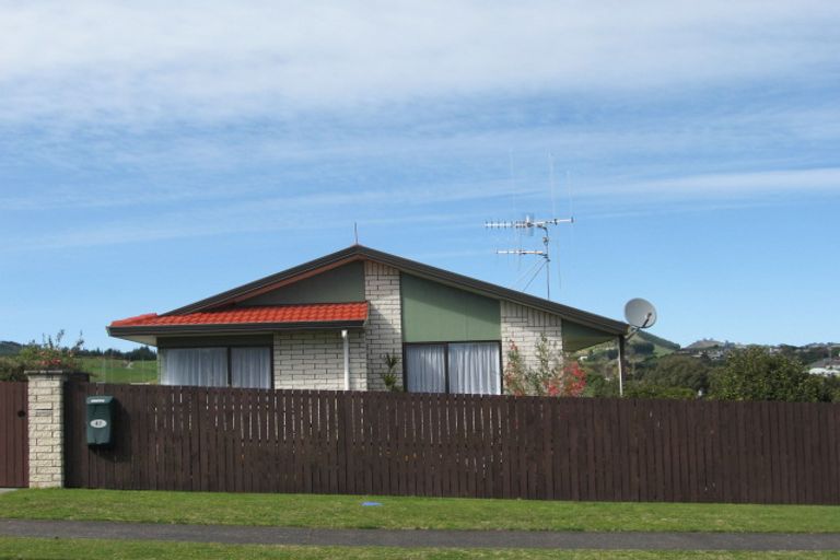 Photo of property in 47 Corinna Street, Welcome Bay, Tauranga, 3112