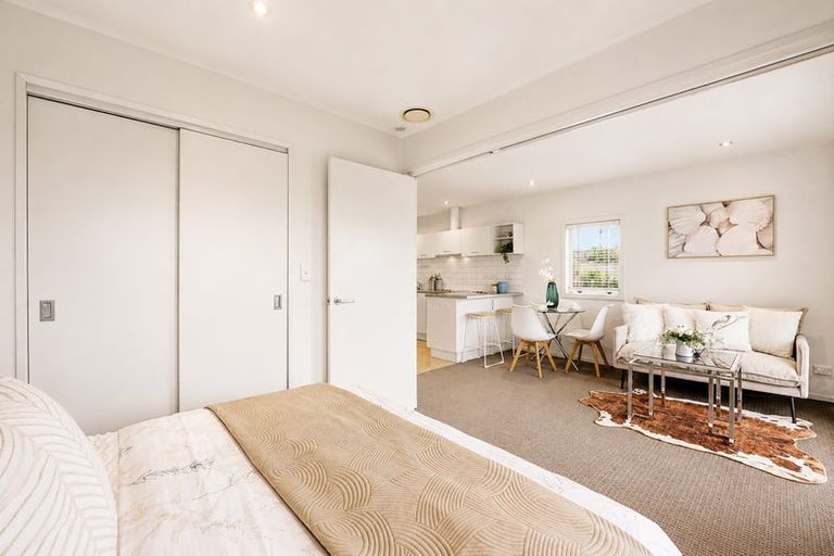 Photo of property in 10e/60 Masons Road, Oteha, Auckland, 0632