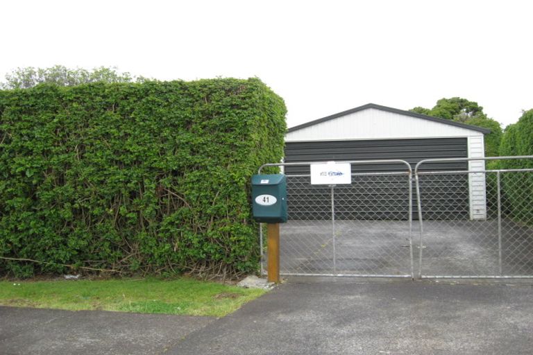 Photo of property in 41 Muir Avenue, Mangere Bridge, Auckland, 2022