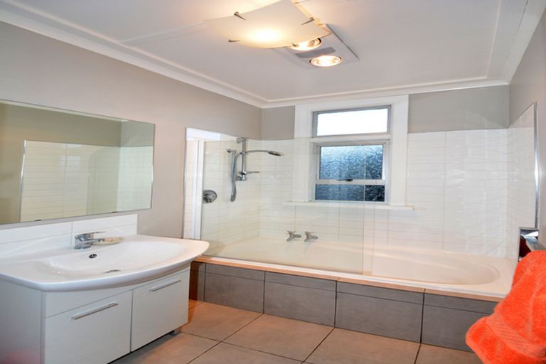 Photo of property in 23 Oakland Street, Andersons Bay, Dunedin, 9013