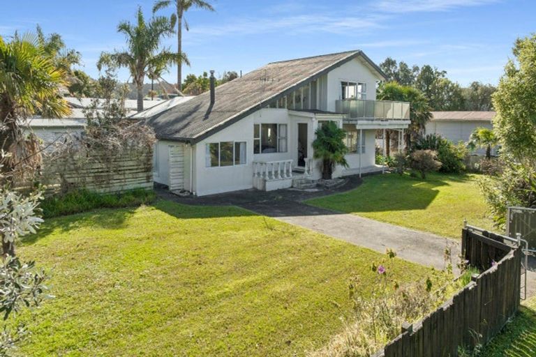 Photo of property in 54 Manaia Road, Tairua, 3508