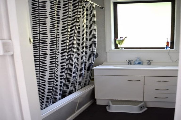 Photo of property in 22 Quarry Road, Green Island, Dunedin, 9018