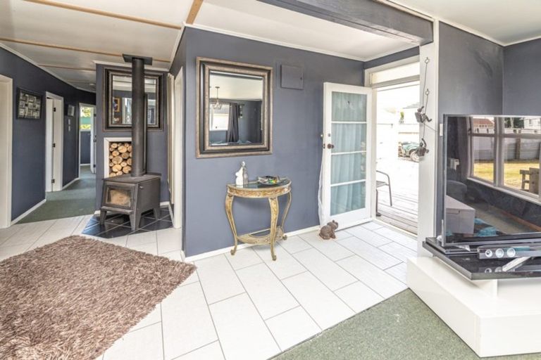 Photo of property in 52 Kowhai Street, Castlecliff, Whanganui, 4501