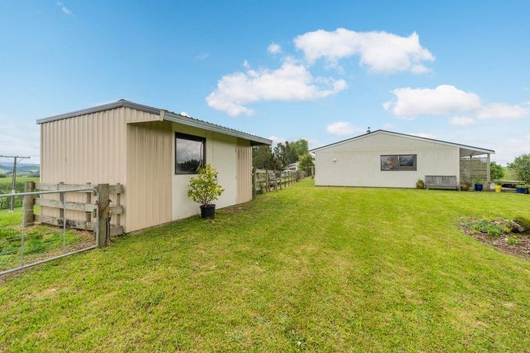 Photo of property in 158 Waiteitei Road, Wellsford, 0974
