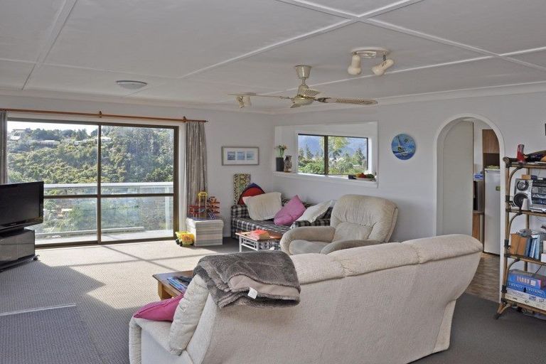Photo of property in 10 Hinemoa Terrace, Tairua, 3508