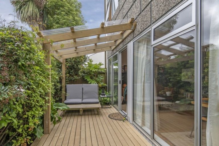 Photo of property in 20c Fairfield Avenue, Addington, Christchurch, 8024