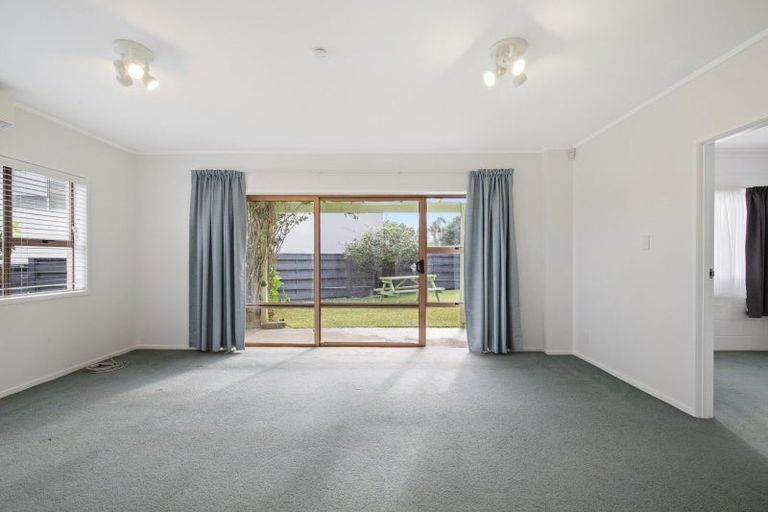 Photo of property in 3 Camwell Close, Bucklands Beach, Auckland, 2012