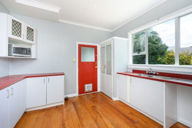 Photo of property in 31 Chelwood Street, Takaro, Palmerston North, 4412