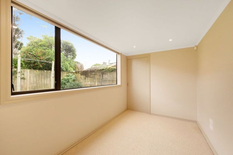Photo of property in 1a Stormanstown Way, Seatoun, Wellington, 6022