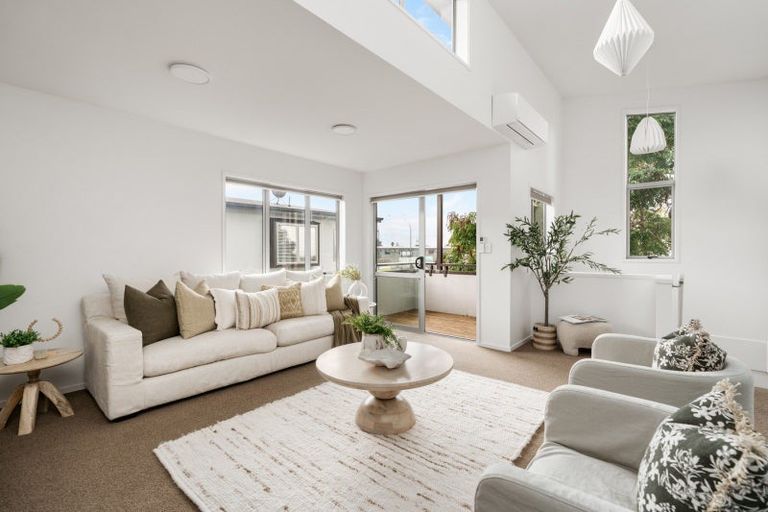 Photo of property in 1/10 Enterprise Drive, Papamoa Beach, Papamoa, 3118