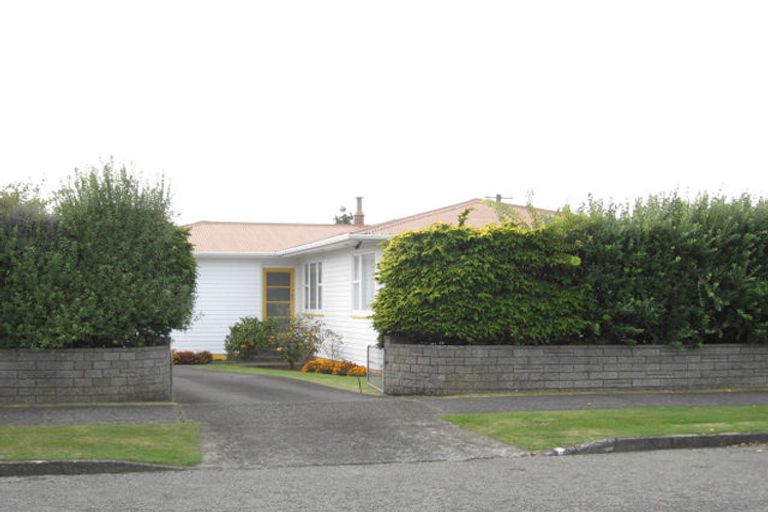 Photo of property in 19 Burnton Street, Epuni, Lower Hutt, 5011
