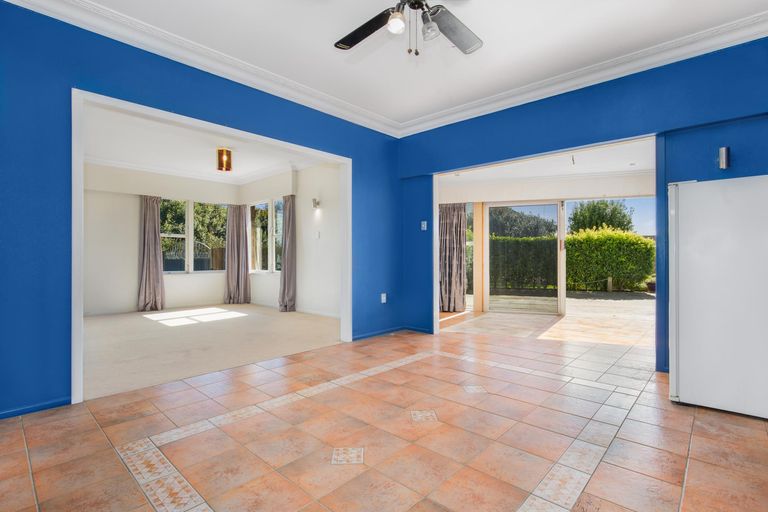 Photo of property in 49 Paerata Road, Pukekohe, 2120