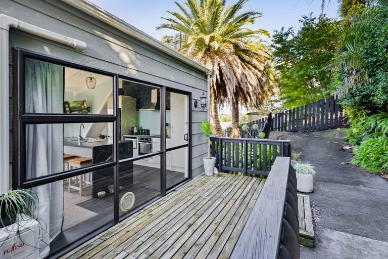 Photo of property in 78a Awanui Street, Merrilands, New Plymouth, 4312