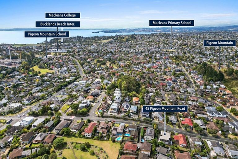 Photo of property in 45 Pigeon Mountain Road, Half Moon Bay, Auckland, 2012
