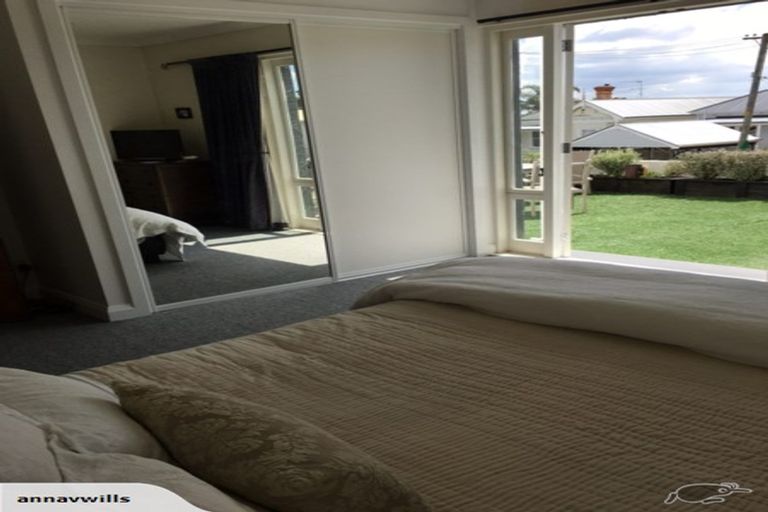 Photo of property in 1/2 View Road, Mount Eden, Auckland, 1024