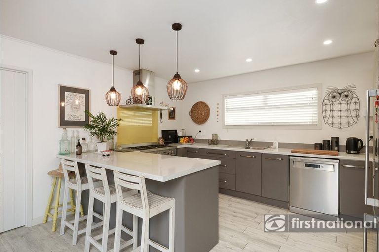 Photo of property in 120 Pukehina Parade, Pukehina, Te Puke, 3189