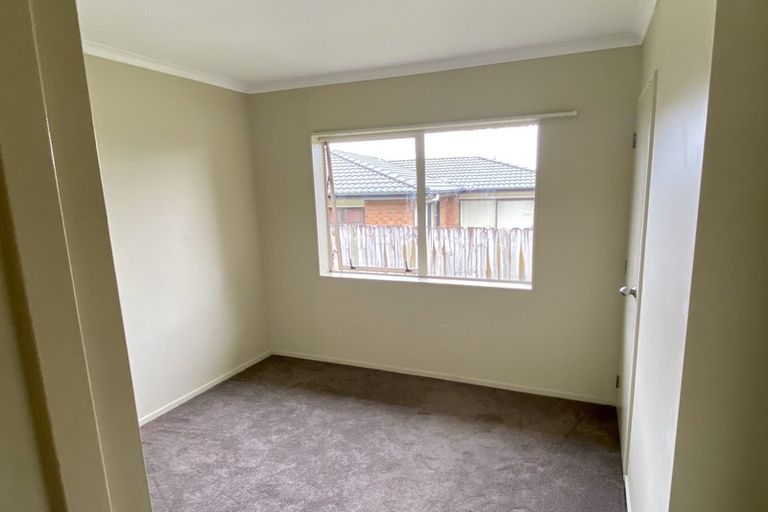 Photo of property in 46 Senator Drive, Manurewa, Auckland, 2105