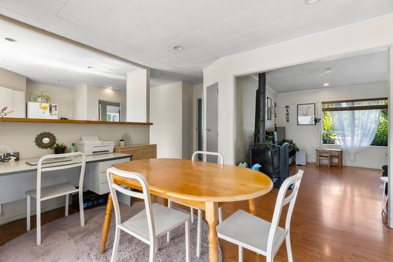 Photo of property in 98 Oxford Road, Okato, 4335