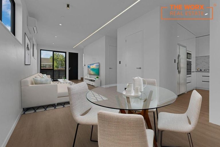 Photo of property in 92a Rangitoto Road, Papatoetoe, Auckland, 2025